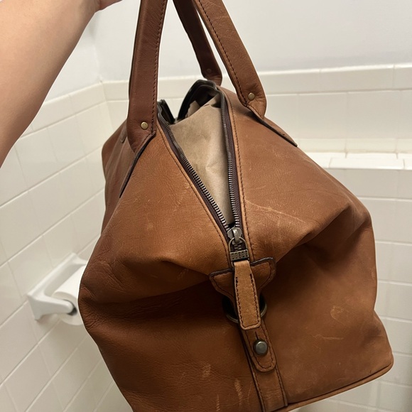 Moore & Giles Benedict Leather Weekend Bag - Picture 4 of 9